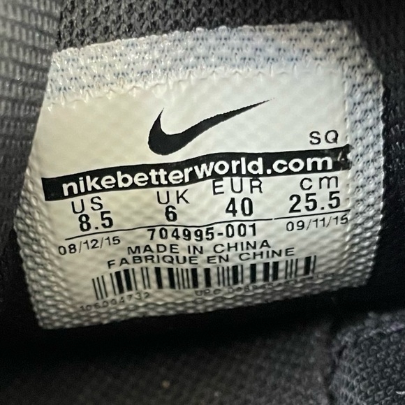 NIKE Women’s AIR MAX 1 ULTRA MOIRE "BLACK SHADOW" size 8.5 - Picture 6 of 10